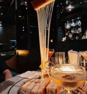 bar string cheese plate