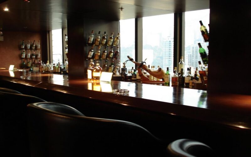 japanese bar counter dark