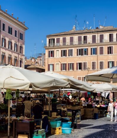 Campo-de-Fiori-_Shutterstock-Rome-City-Guide-Silverkris