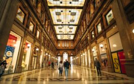 Galleria Alberto Sordi_Shutterstock Rome City Guide Silverkris