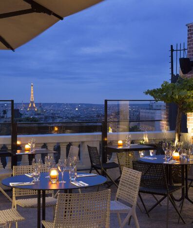 The outdoor bar at Terrass Hotel