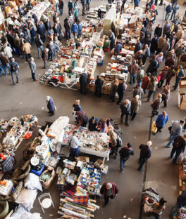 Encants Vells Market (Photo: Iakov Filimonov / Shutterstock.com)