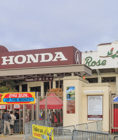 Rose Bowl Flea Market (Photo: Kit Leong / Shutterstock.com)